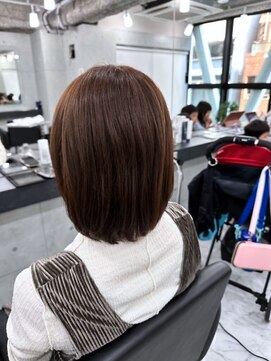 エンディアリング 東銀座(Endearing) 黒髪/グレーベージュ/レイヤーロング/前髪パーマ/銀座/東銀座