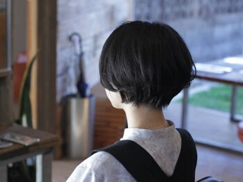 シゾーマエダ(ciseaux maeda)の写真/骨格・髪質を見定め、あなたに「似合う」をお届け。どこから見られても綺麗なヘアスタイルに◎