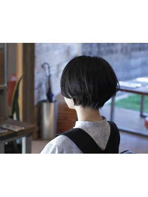 骨格・髪質を見定め、あなたに「似合う」をお届け。どこから見られても綺麗なヘアスタイルに◎