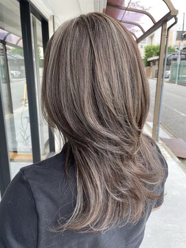 ラシック 西鈴蘭台店(Lasic) highlight × ウルフカット