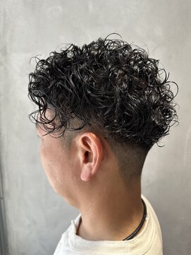 エスフォーヘアデザイン(es for hair design) フェード&パーマ