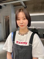 リール(rire)&nbsp;デザインカラーレイヤーカットウェットヘア夏オリーブベージュ