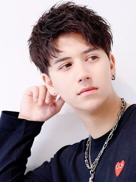 リップス 二子玉川店 (LIPPS) ソフジェットツイストショート