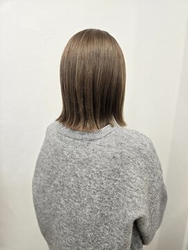 ワン ウェイブ(one wave) くすみ系ミルクティー