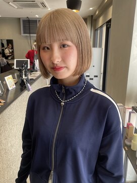 コージーベルベット(Cosy Velvet) 切りっぱなしボブ