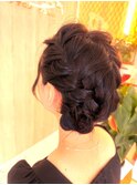 可愛い三つ編みヘアアレンジ