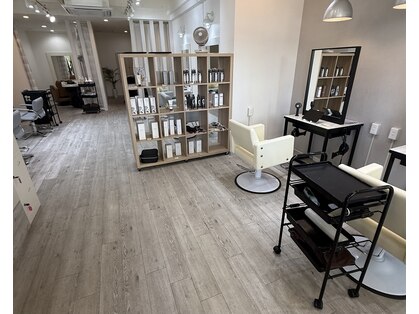 アンドケー 那覇小禄店(and K)の写真