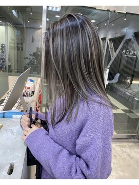 イェッカ(YECCA) グレーハイライト