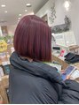 アッシュ さがみ野店(Ash) 艶のあるワインレッド。