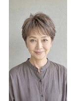 リスペクト マンボ(RESPECT MAMBO)&nbsp;大人可愛いベリーショート白髪ぼかし