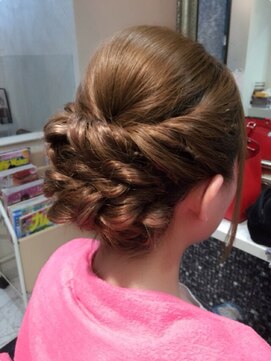 ヘアーサロン ジュエル(Hair Salon JEWEL) 編み込みアレンジアップ
