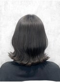 グレージュカラー×くびれ巻き