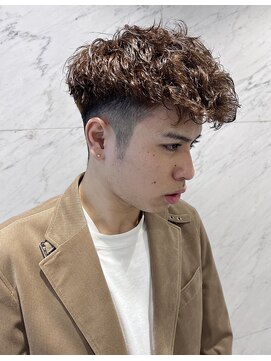 ベイ リコルド アトリ 名古屋名駅店(Bei Licoldo.Atole) フェード束間王道スパイラルパーマスペインカール