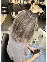 ブレンド 渋谷(BLend)&nbsp;20代30代40代白髪ぼかしハイライト小顔ショートボブミニウルフ