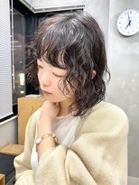 テトヘアー(teto hair) ミディアムレイヤーパーマ　くせ毛風くるくるパーマ　ブラウン