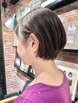 オーガニック アトリエ 大宮(organic+atelier) 20代30代40代外ハネアッシュグレージュ肩ライン耳掛け