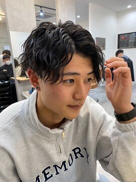 エルマーク 梅田(L-MARK) センターパート波巻きパーマスパイラルパーマツイストスパイラル