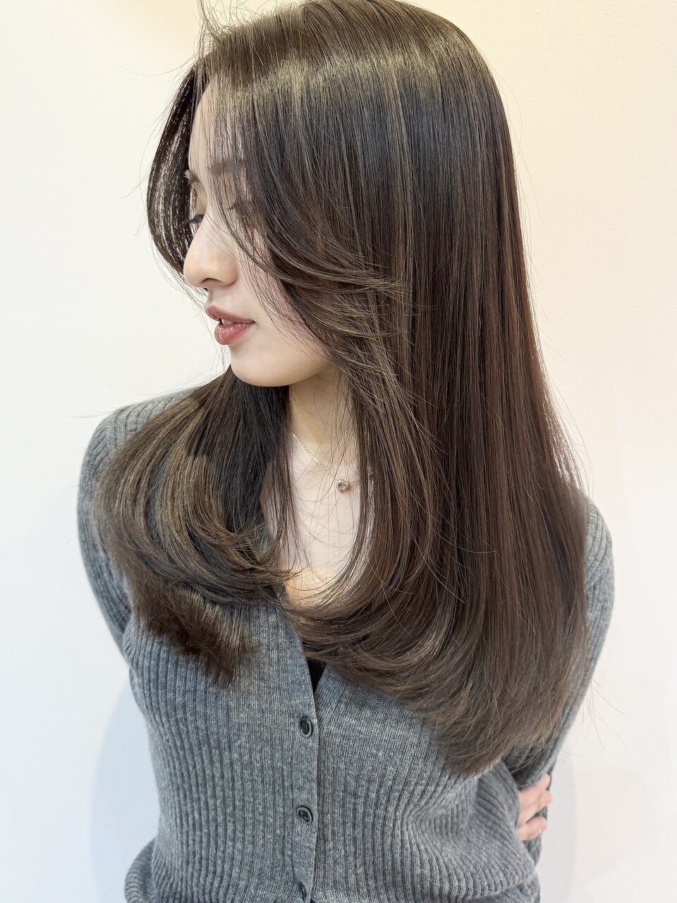 【来店2.3回目の方限定】似合わせカット+高保湿ヘアパック　￥6900