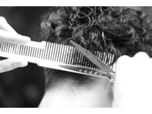 メンズサロンのカットは一般的な美容室と何が違うの？