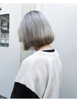 ネオリーブ ジューク 日吉店(Neolive JuQ) 日吉/綱島 ホワイトグレージュミニウルフデジタルパーマ