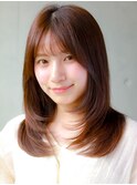 シースルーバング×内巻きロングレイヤー×透明感ブラウン