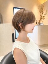セラ(cella)&nbsp;ナチュラルショート/くびれ/ミルクティーベージュ/ショートヘア
