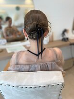 シー(she.)&nbsp;カチモリヘア　リボンアレンジ　結婚式ヘアセット　
