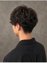 ウジュ(Uju)&nbsp;無造作パーマスタイル