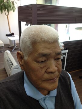 バーバーショップ カズー BARBER SHOP KA-ZOO スポーツ刈り☆角刈り☆ブロース