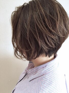 ニコラ(NICOLA) どこに流れてもかわいい！ニコラのボブ！