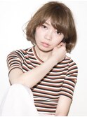 【QUATRO】ナチュラル耳掛けボブ