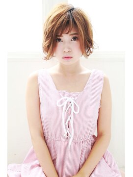 ラフィス ヘアーピュール 梅田茶屋町店(La fith hair pur) 【La fith】 ガーリーショート
