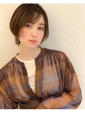 ユアーズ ヘア 恵比寿本店(youres hair) 小顔カット　マットアッシュ　グレージュ　エアリーショート