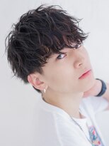 アクロス 原宿(AKROS)&nbsp;【AKROS】V字刈り上げマッシュ スパイラルパーマ