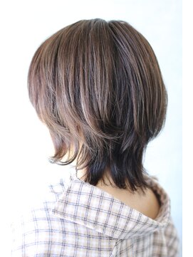 アイエムケイ(IMK) 寒色ベージュ