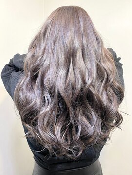 リリー シブヤ(Lilly shibuya) 【Lilly渋谷】#スモーキー#ラベージュ#ホワイトブリーチ