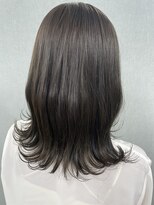 プラーグ ヘアー(Prague Hair)&nbsp;オリーブカラー