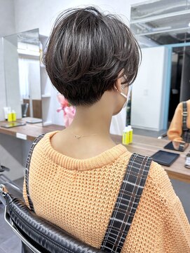 オウル(Owll) 【Owll】刈り上げハンサムベリーショート　オリーブグレージュ