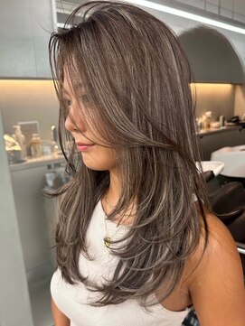 ヨロ 上野(YOLO) ハイライトカラーミルクティーベージュケアブリーチダブルカラー