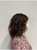 ミディアムパーマスタイル