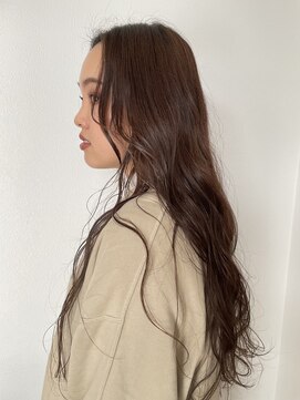 カーム(calm) デザインカラー/レイヤーカット/ウェットヘア/オリーブベージュ