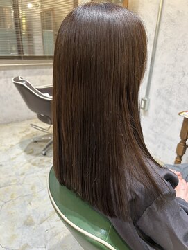 ヘアーサロン キー(Hair salon key) オリーブベージュ