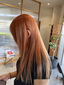 ザ ニア(THE Nia) pale orange