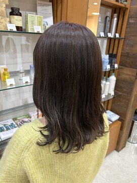 プランタンアヴェダ(printemps AVEDA) 透けオリーブの軽やかロブ