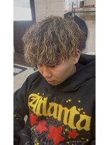 フッドウルフ(HOODWOLF) ツイストパーマ【メッシュ】