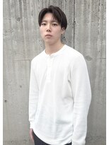 フィカ(fika) fika メンズカット センターパートマッシュ