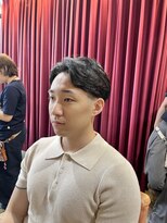 プロスタンセラ&nbsp;七三分けショート