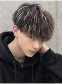 縦落ちツイストソフトツイスト金メッシュソフトパーマフェード