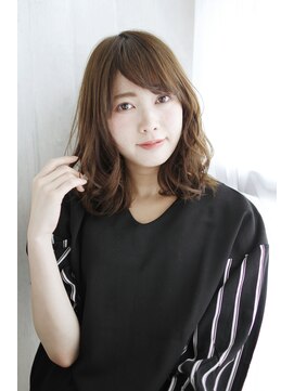 シュシュット(chouchoute) インナーカラーバタースパイラルセンシュアルショートカット/140