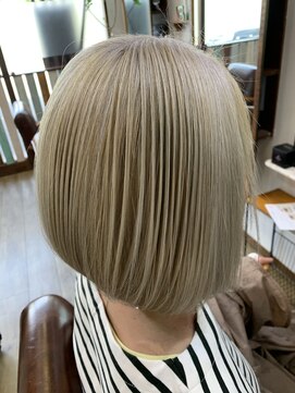 ちゅらり(ちゅら:re) 技あり！！ハイトーン髪質改善酸性縮毛矯正